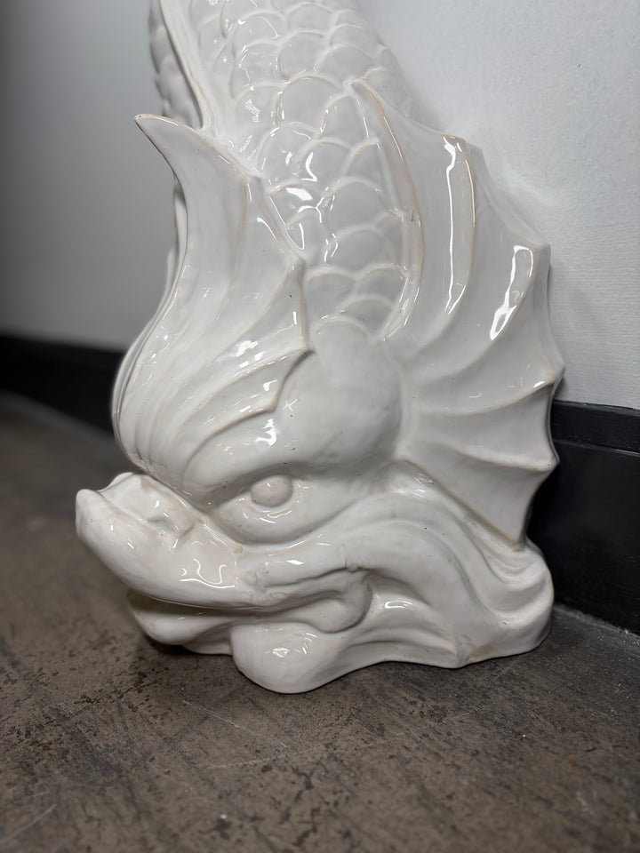 Wall Fountain / Lavabo Featuring Aquatic Creature & Shell Basin