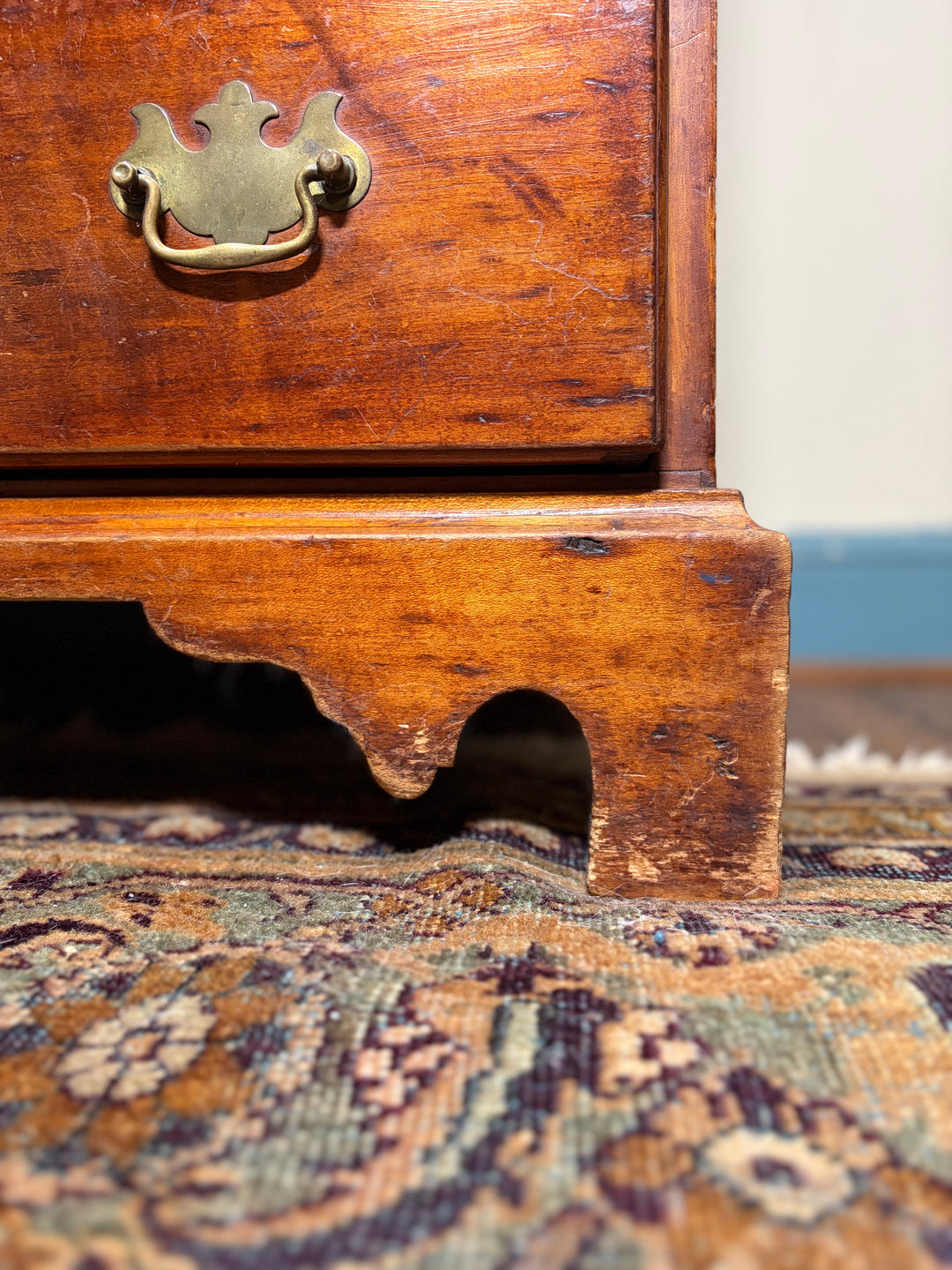 Secretary Desk (Missing Key)