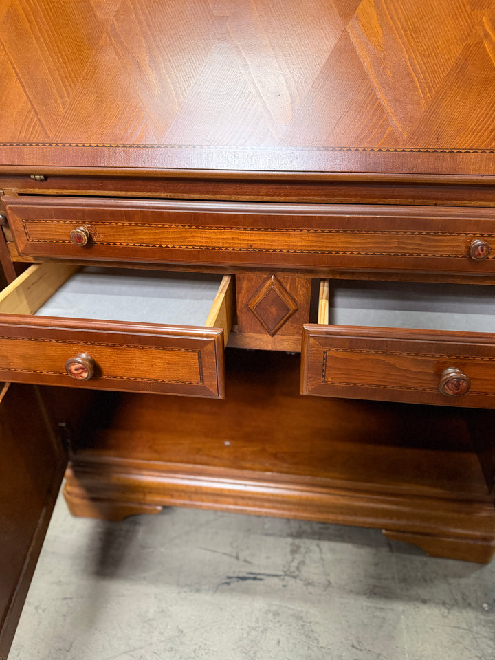 Secretary Desk / Bookcase