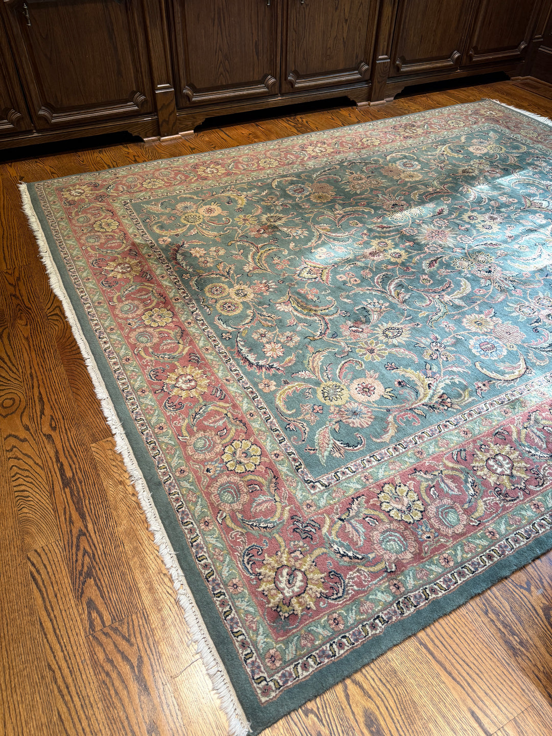 Fine Indo Kashir Rug (8x10 ft) (Online Only Item)