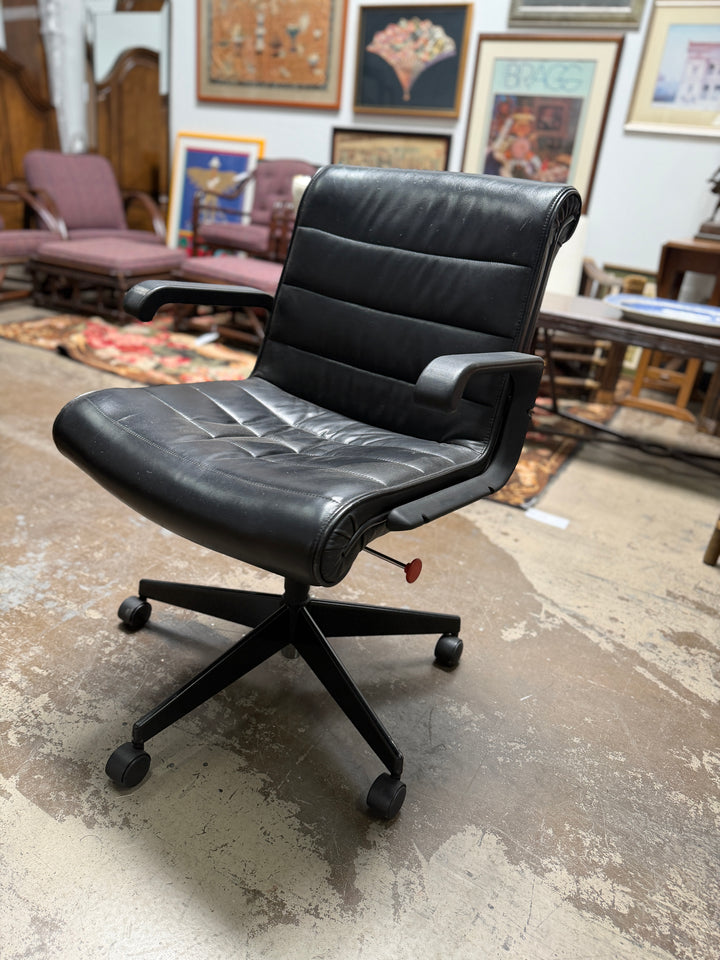 Vintage Richard Sapper Knoll Chair