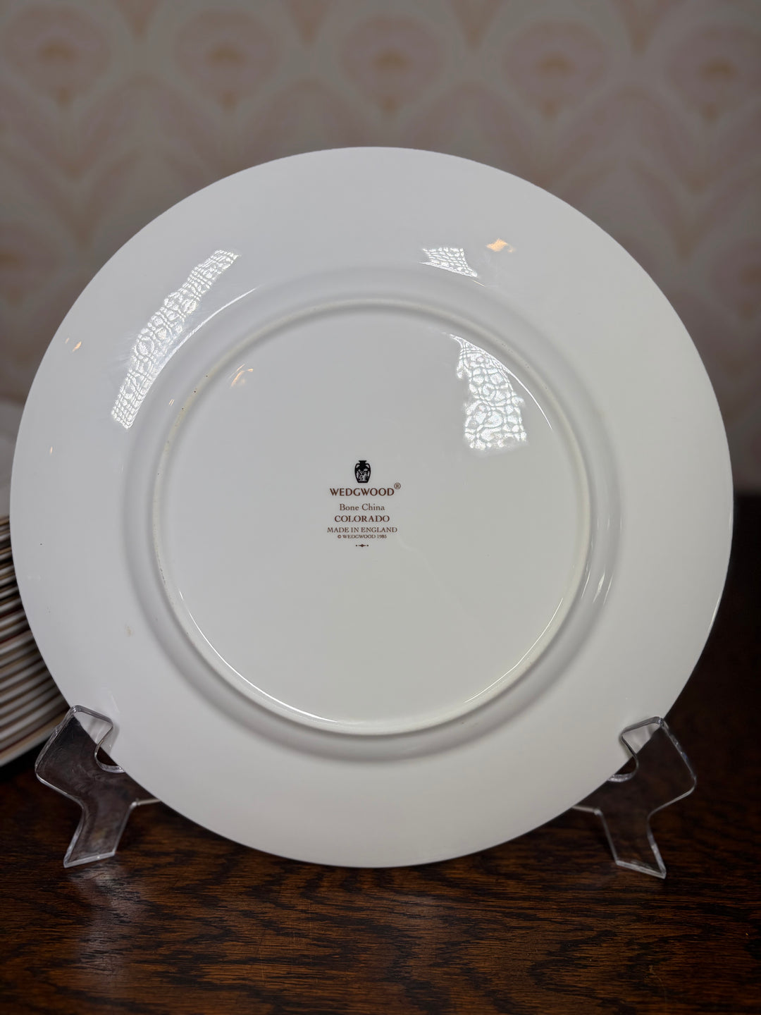 Set of 19 Wedgwood Colorado Dinner Plates