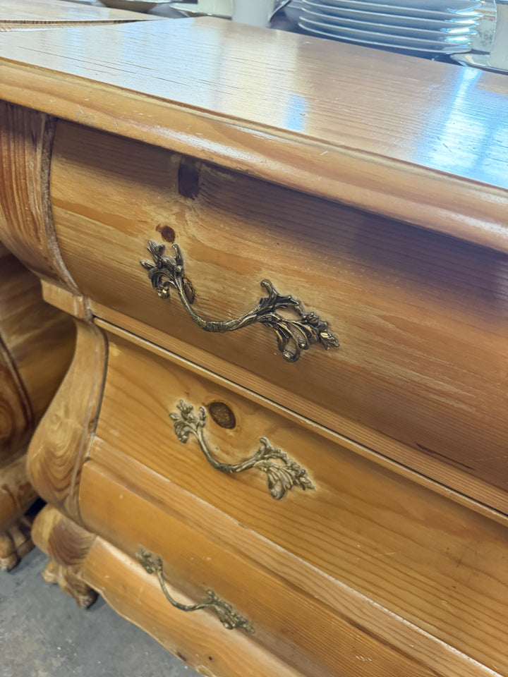 Set of 2 Pine Chest of Drawers