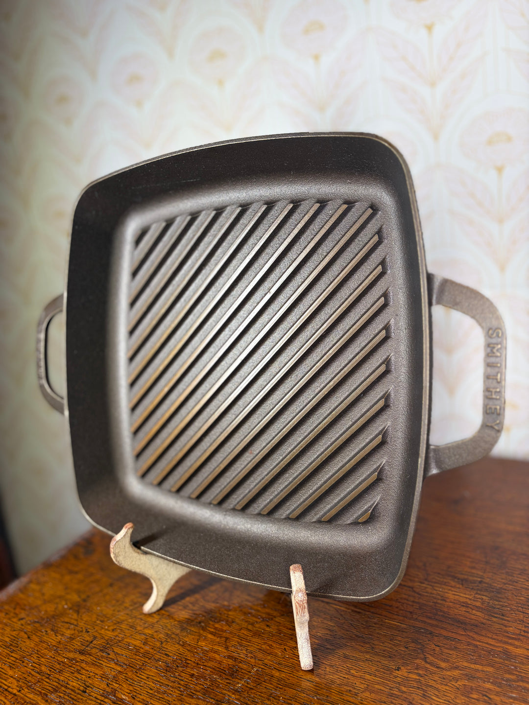 Smithey Cast Iron Griddle