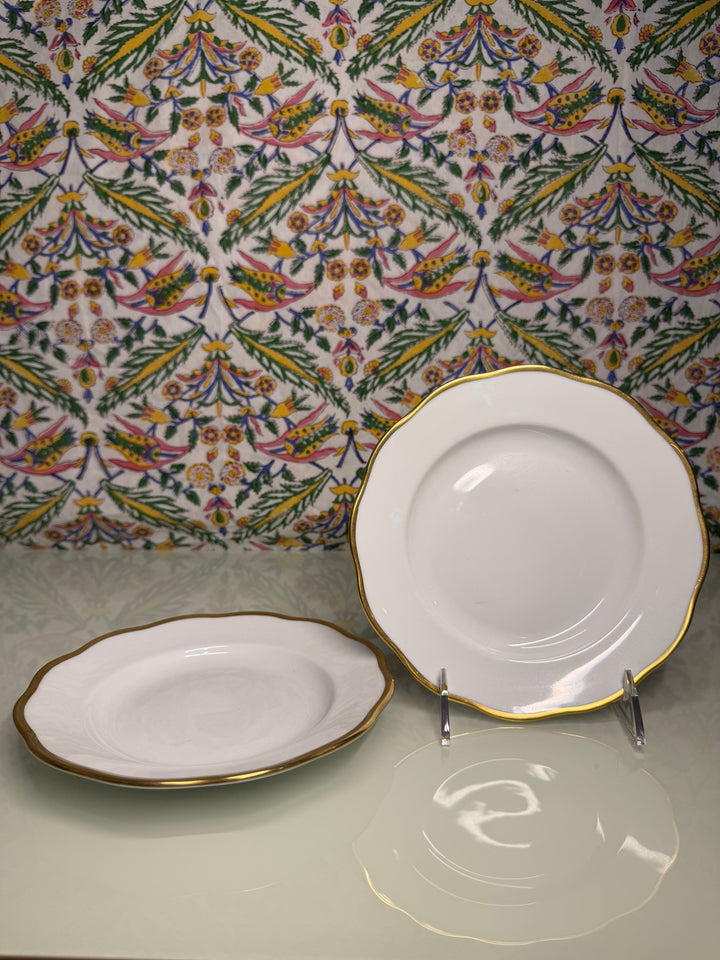 (Herend) Pair of White Porcelain Plates with Gold Rim