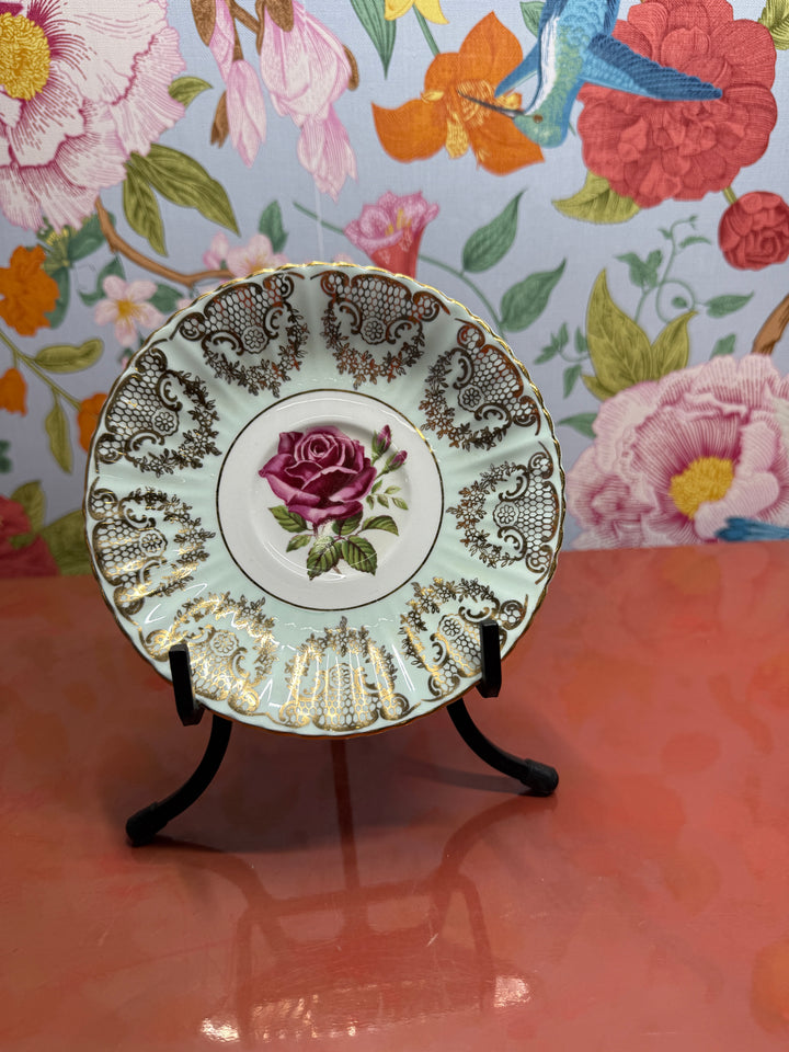 Set of 8 Small Miscellaneous Plates