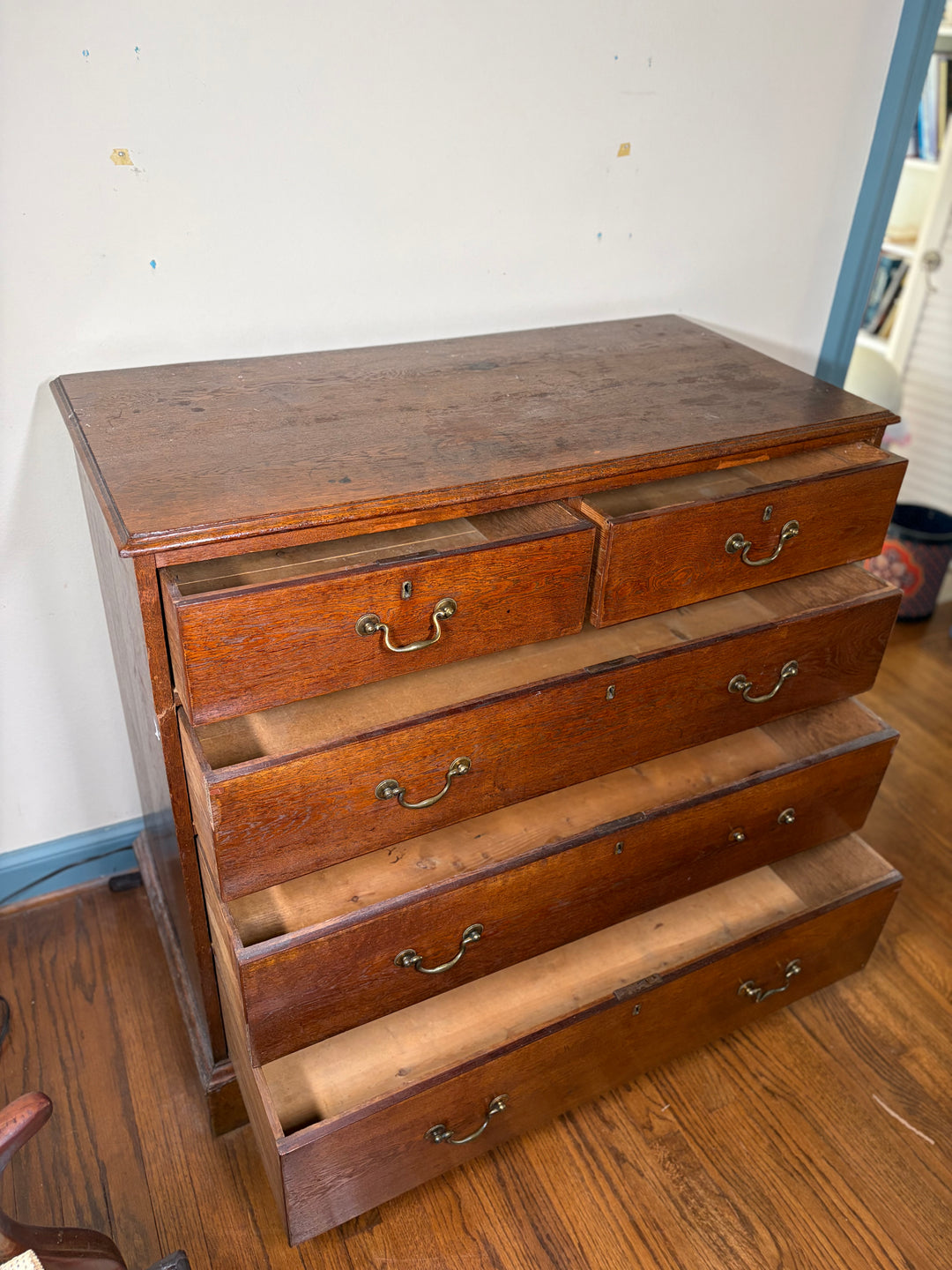 Antique Georgian Style Chest of Drawers