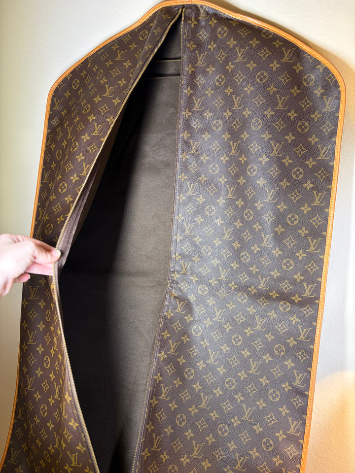 Louis Vuitton Hanging Garment Bag