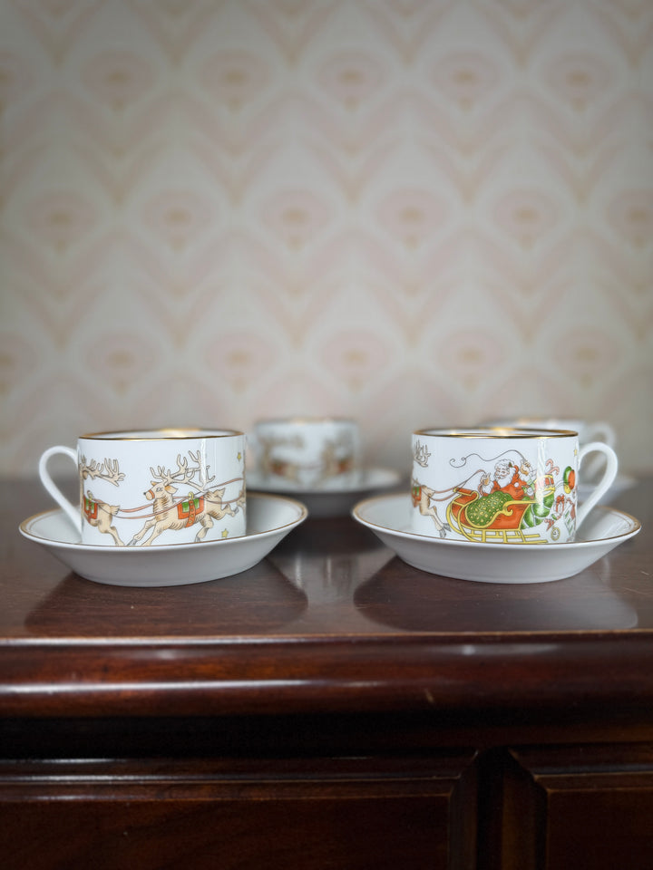4 Piece Cup and Saucer Set - Fitz and Floyd (St. Nicolas)