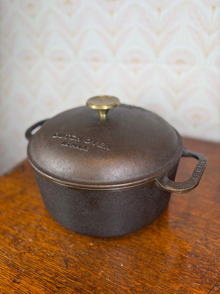 Smithey Dutch Oven