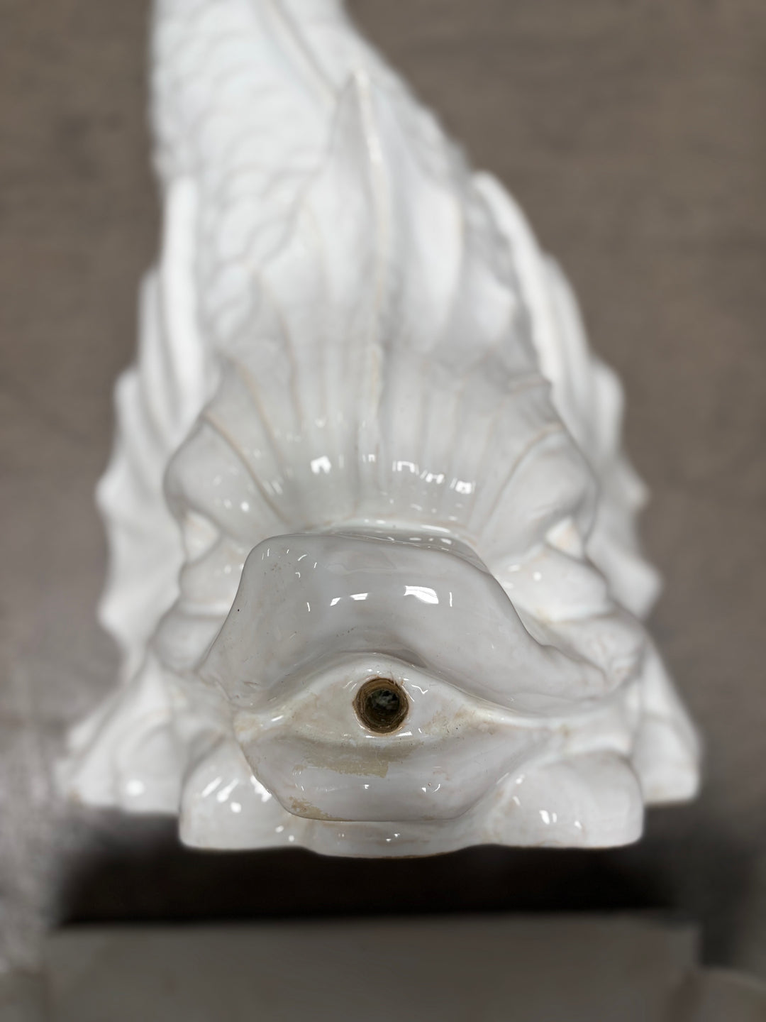 Wall Fountain / Lavabo Featuring Aquatic Creature & Shell Basin