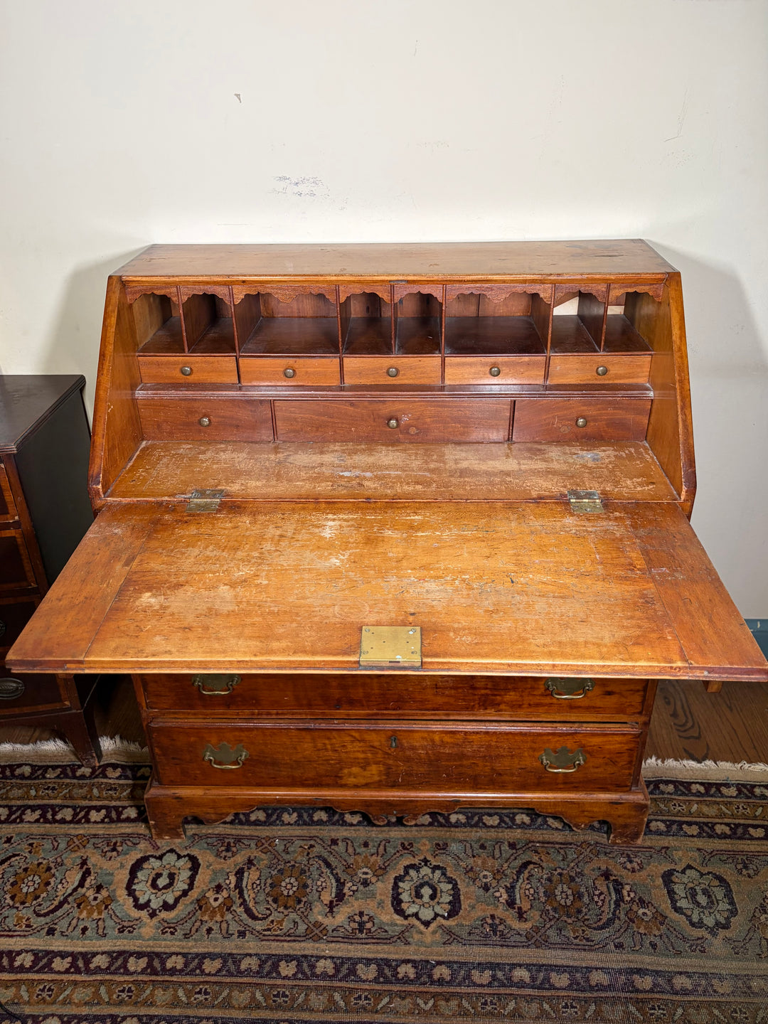 Secretary Desk (Missing Key)