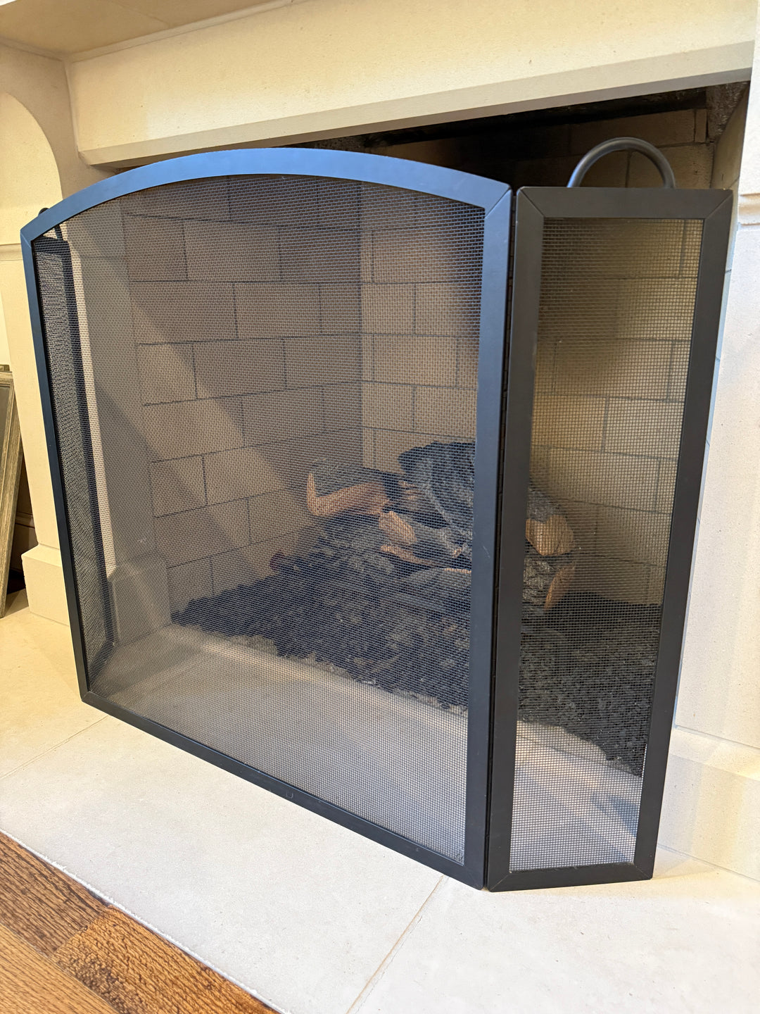 Black Solid Rod Iron Fireplace Screen