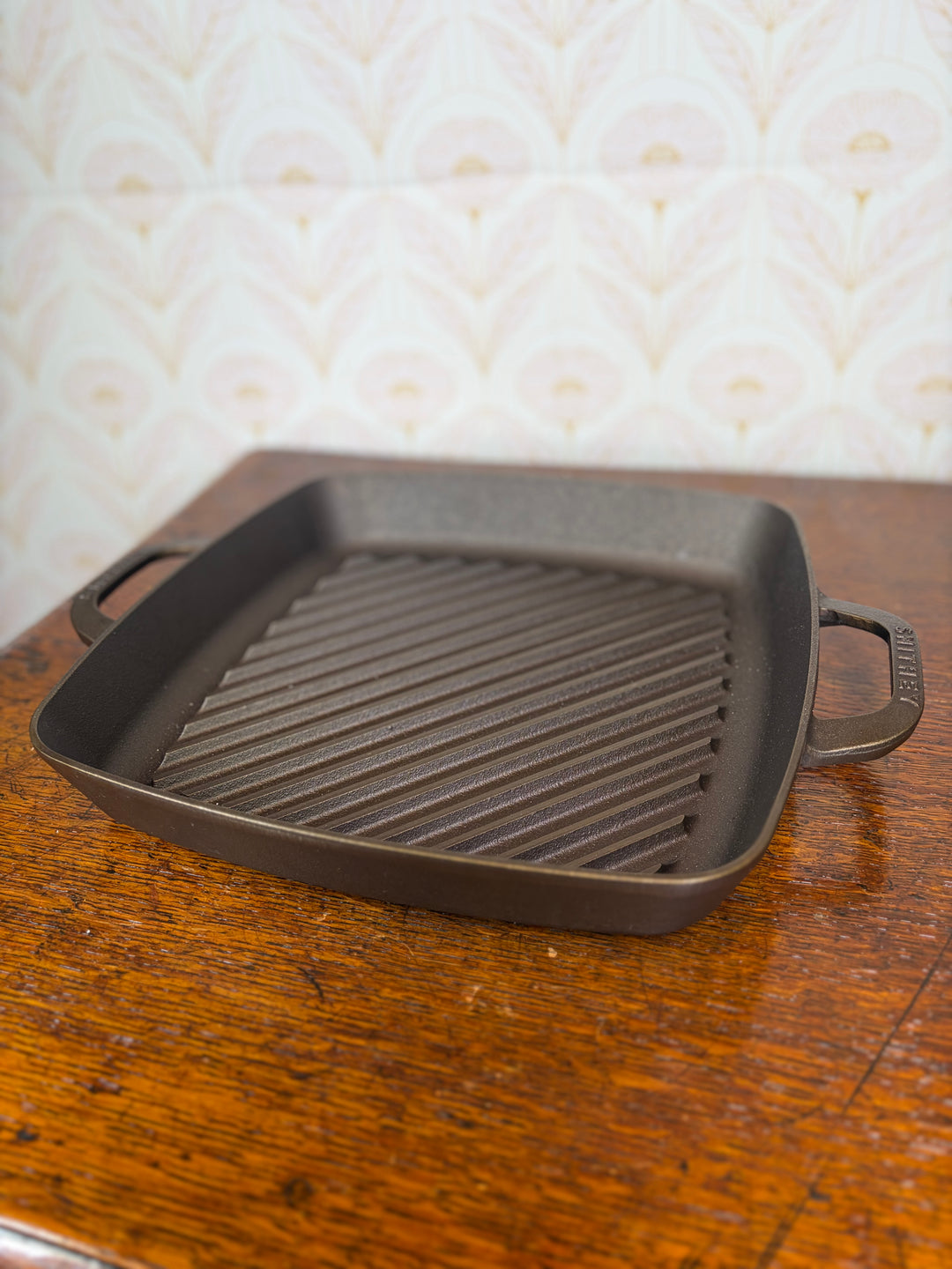 Smithey Cast Iron Griddle