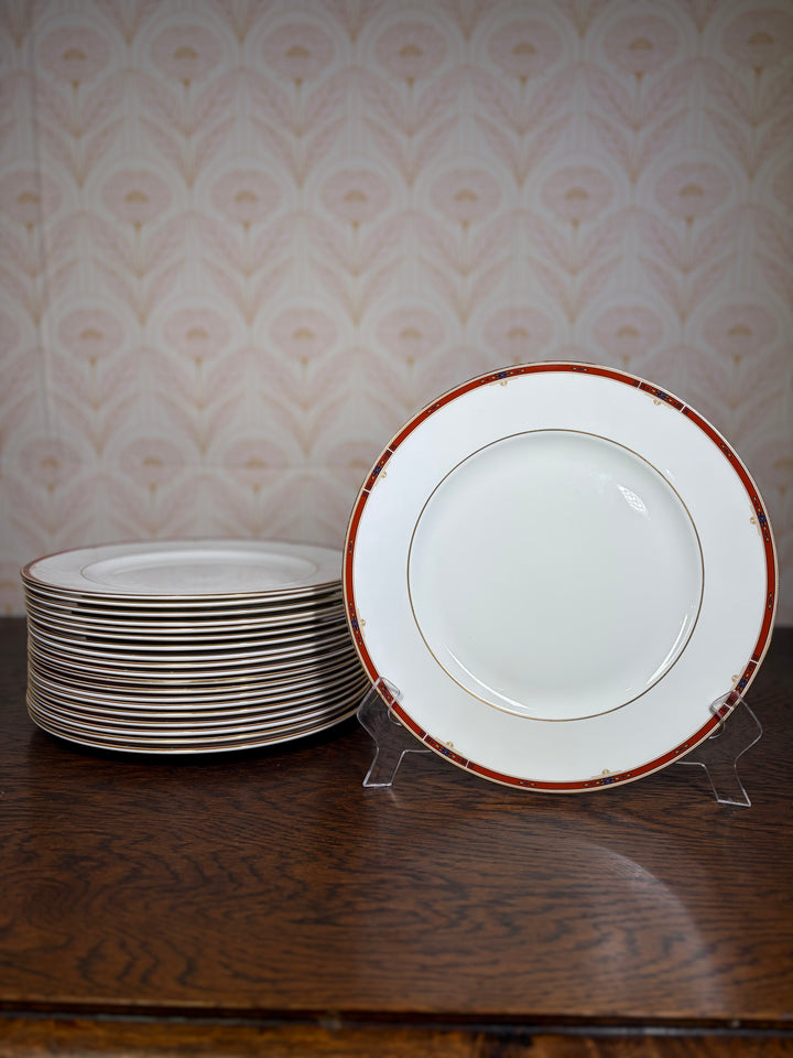 Set of 19 Wedgwood Colorado Dinner Plates