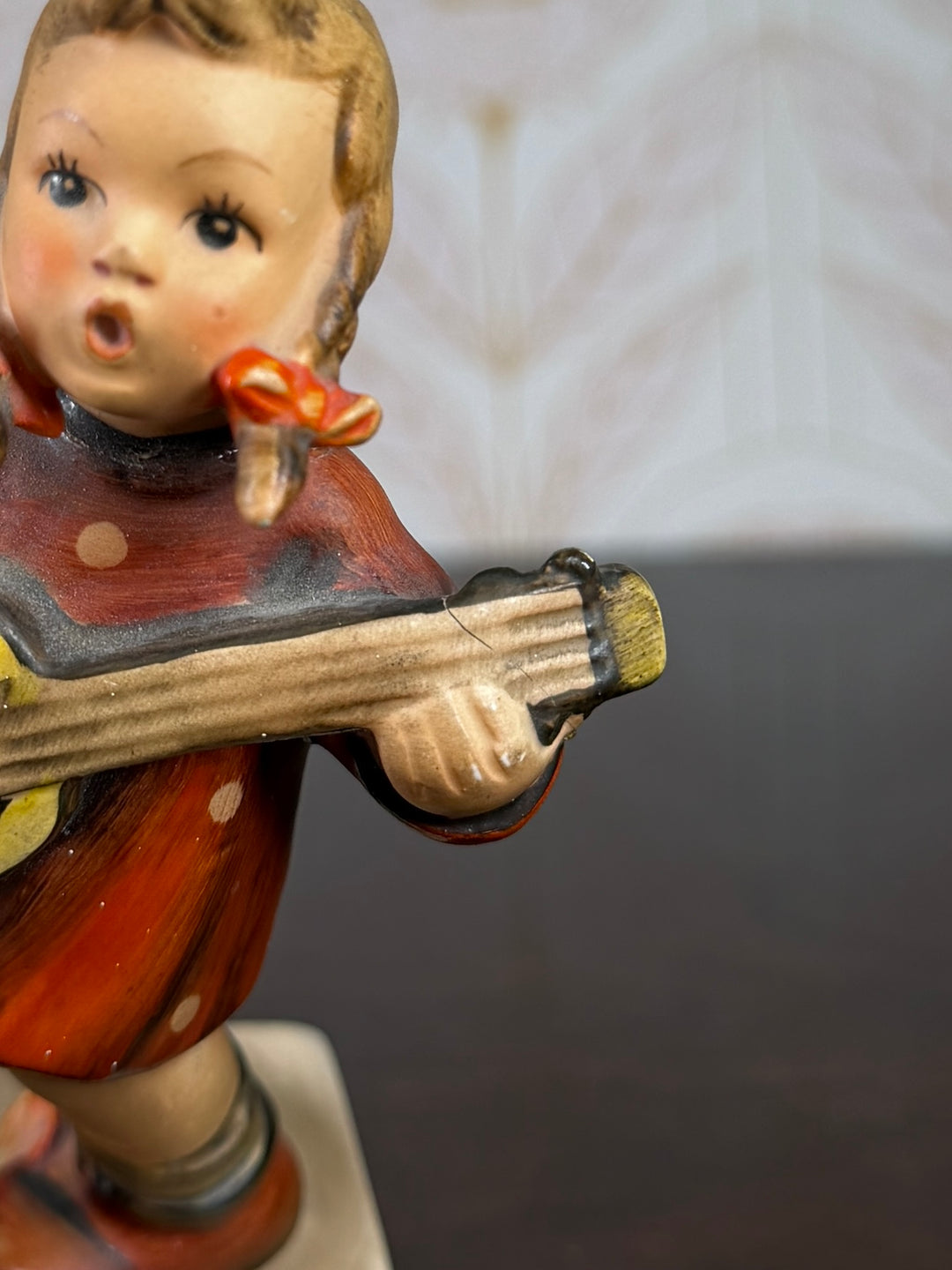 Hummel Girl with Banjo