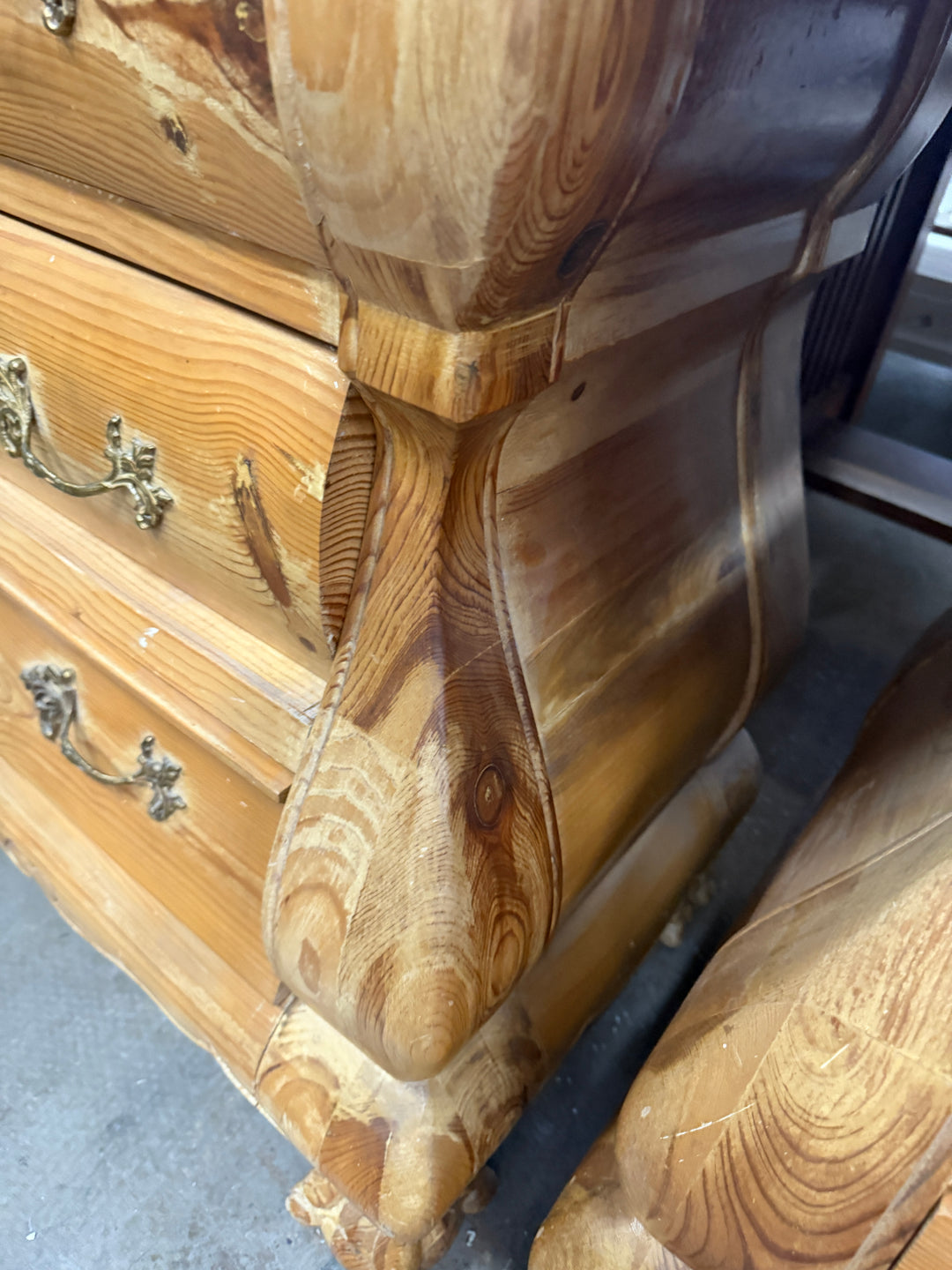 Set of 2 Pine Chest of Drawers