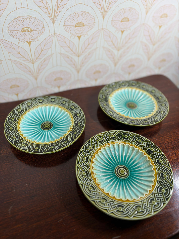 Set of Three Majolica-Style Ceramic Plates with Celtic Knotwork Border