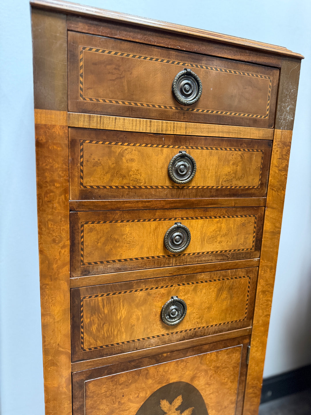 Johnson-Handley-Johnson Co. Antique Seminaires