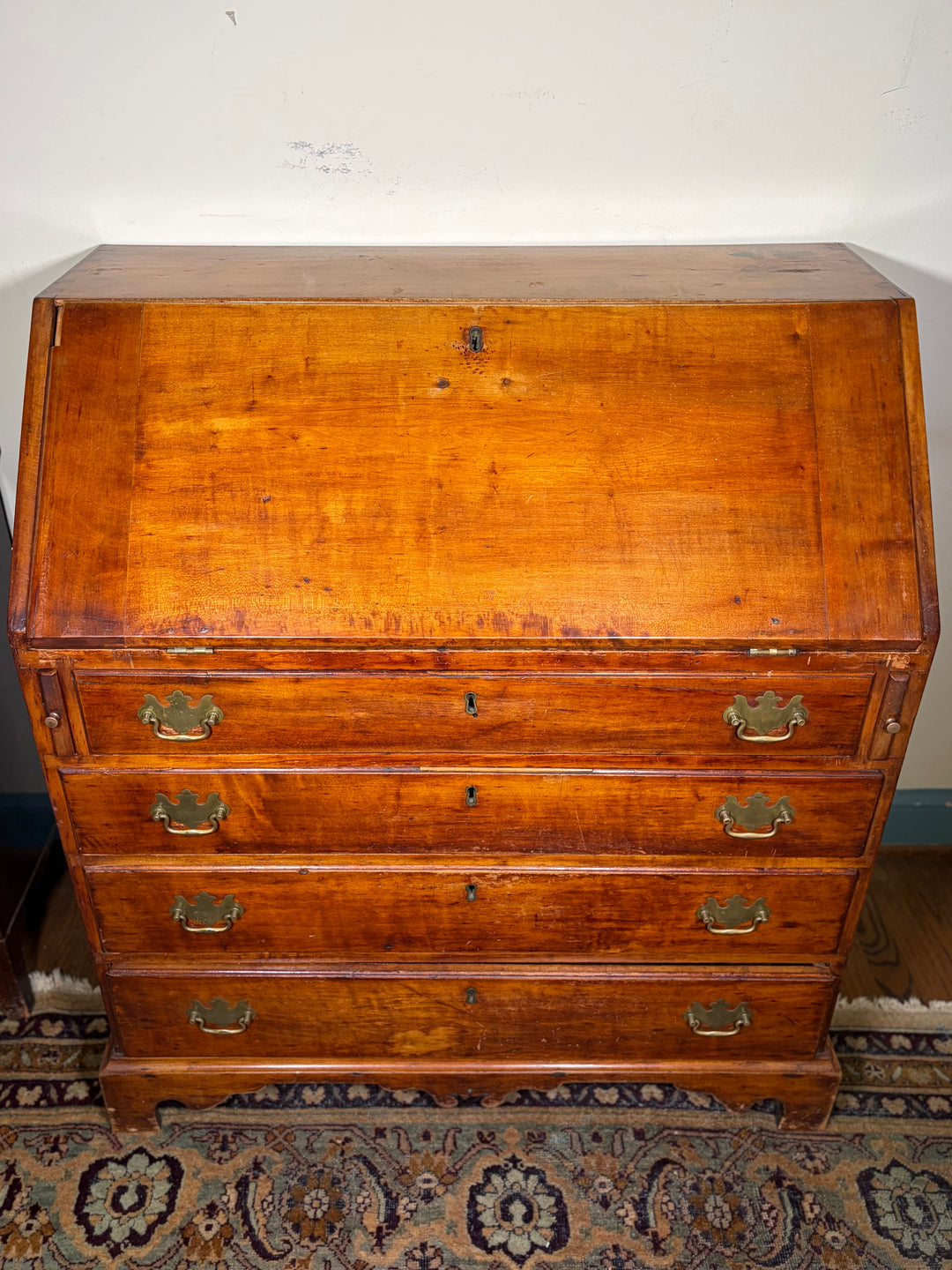 Secretary Desk (Missing Key)