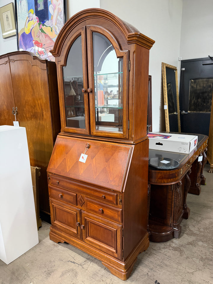 Secretary Desk / Bookcase