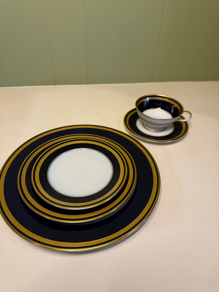 Rosenthal Cobalt Blue Set (10 dinner, 10 salad, 10 tea sets, 8 b&b)