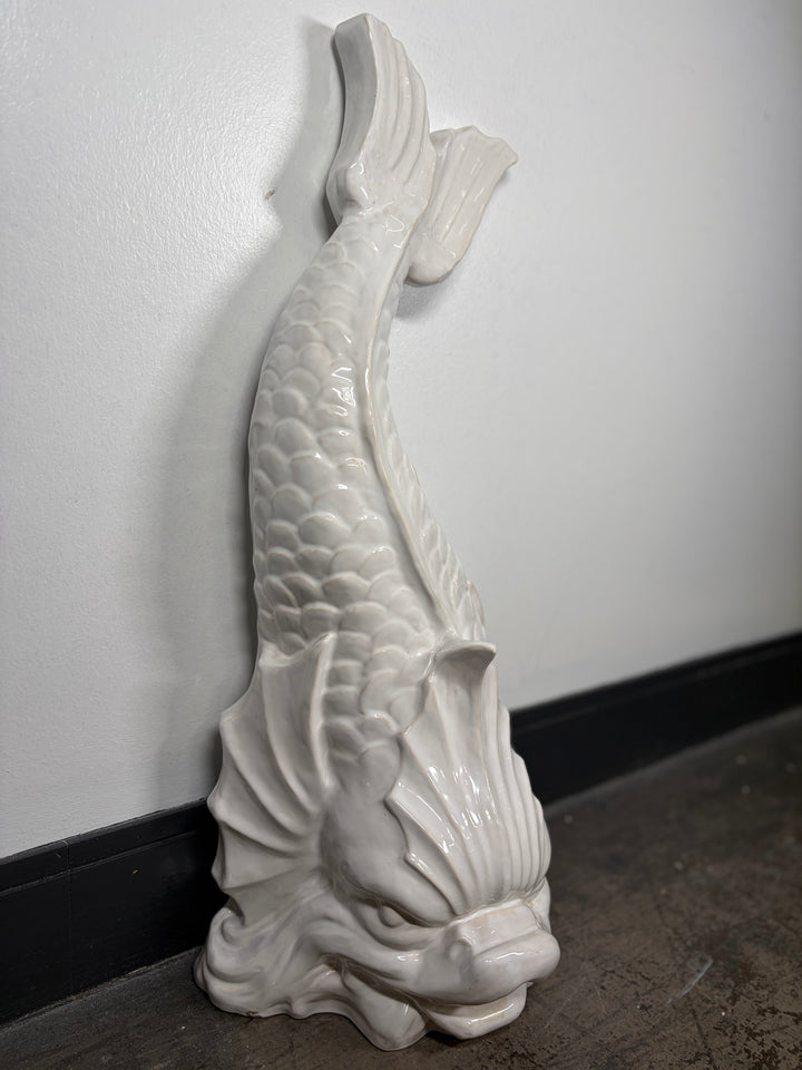 Wall Fountain / Lavabo Featuring Aquatic Creature & Shell Basin