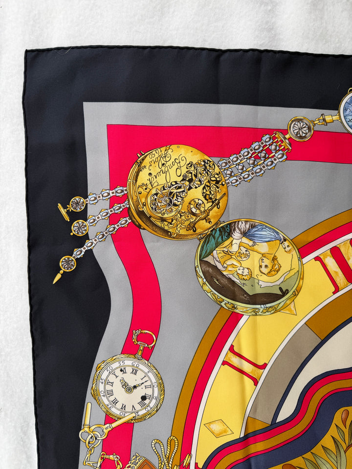 Vintage HERMÈS Parmi Les Fleurs Compass 90