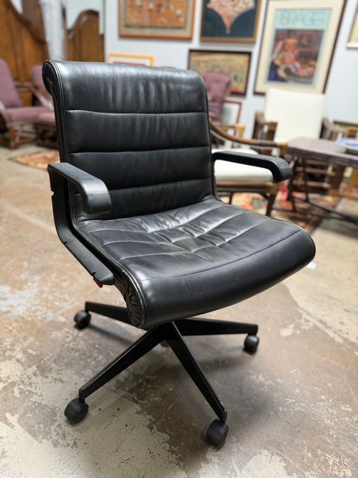 Vintage Richard Sapper Knoll Chair
