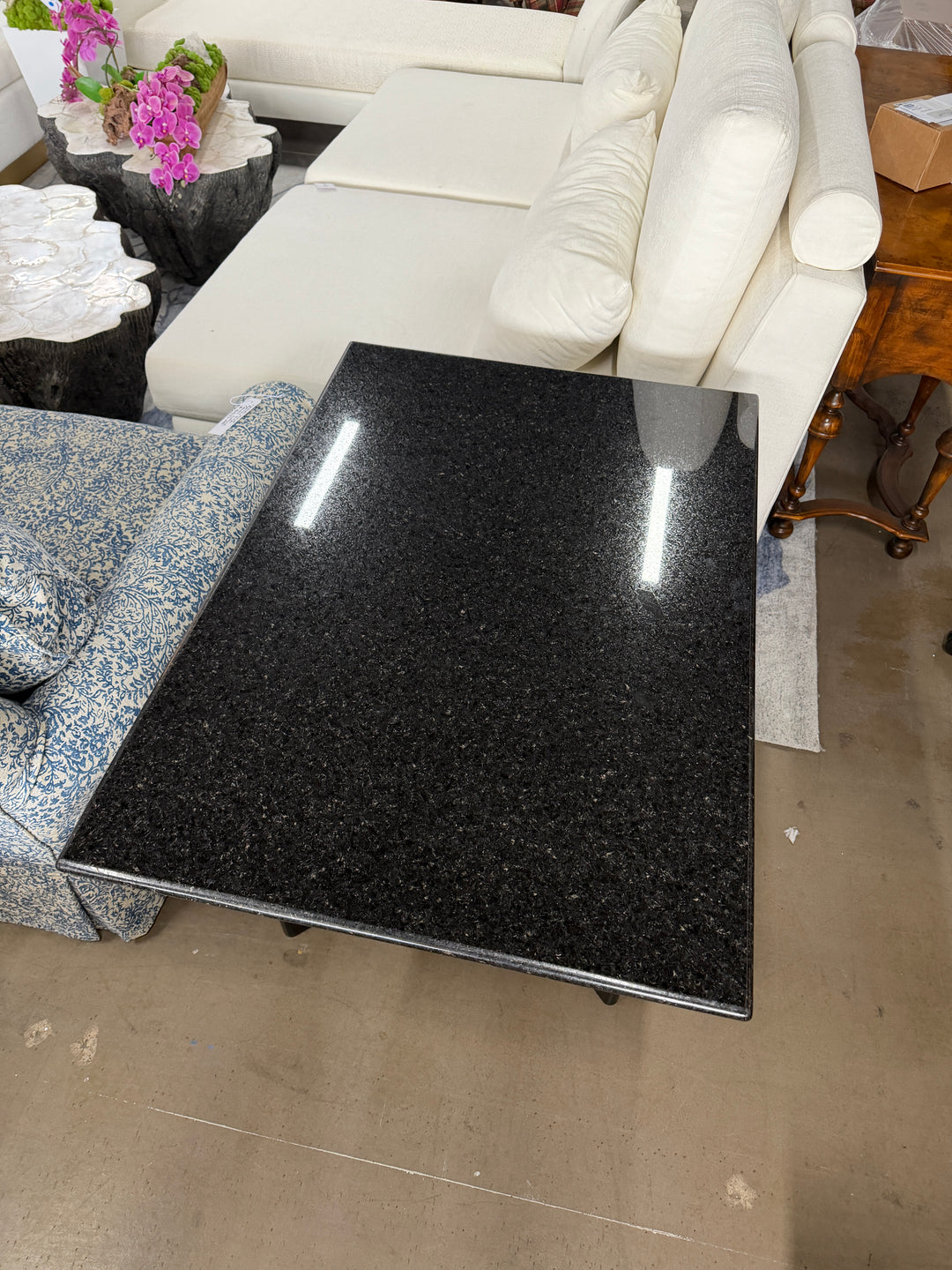 Square Knoll Table