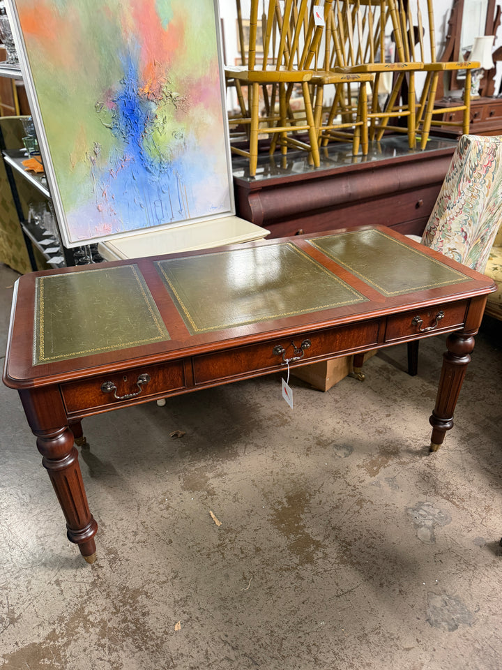 Green Leather Top Desk with Drawers with Key