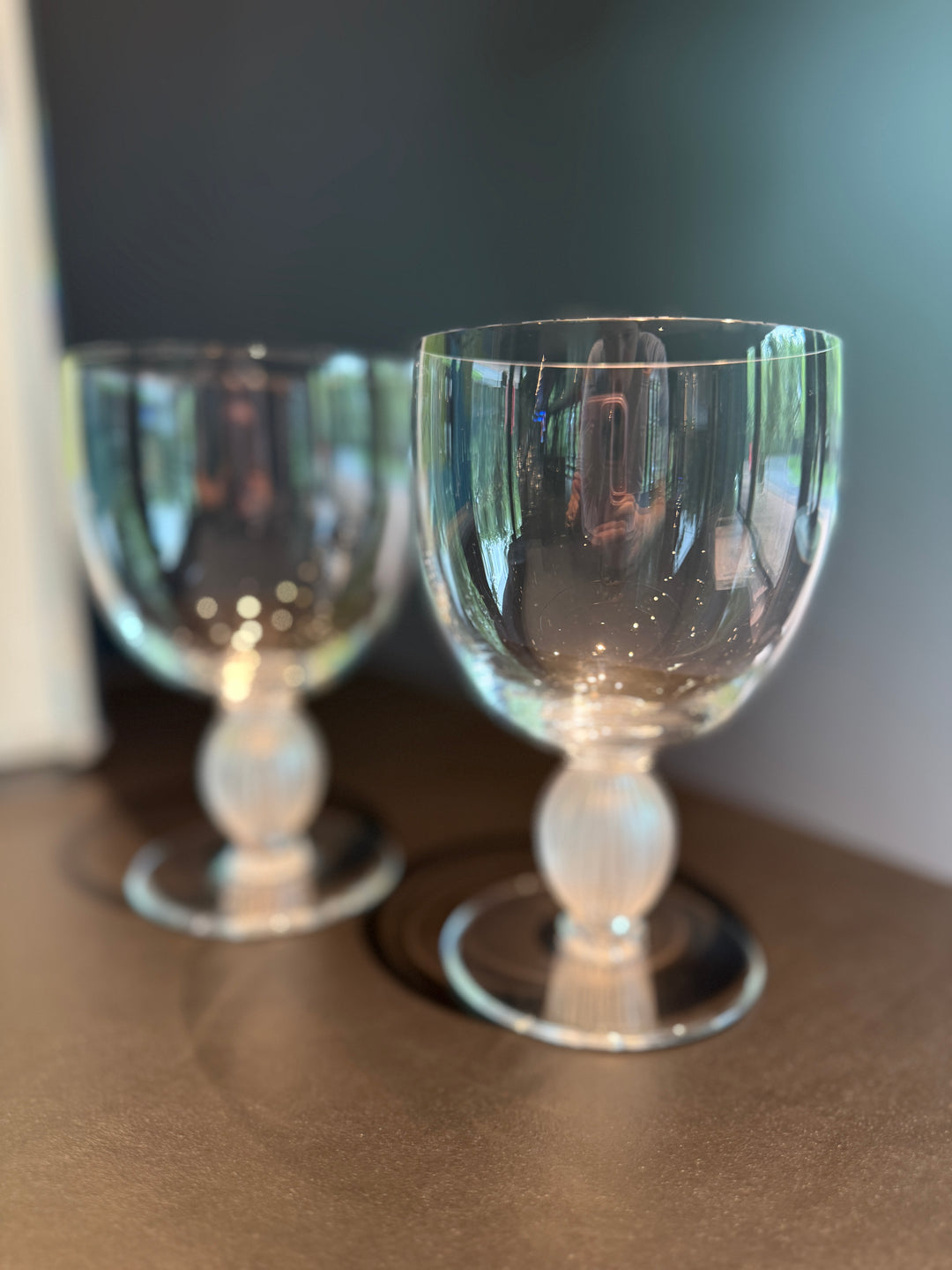 Set of 2 Lalique “Langeais” Wine Goblets (Set of 2)