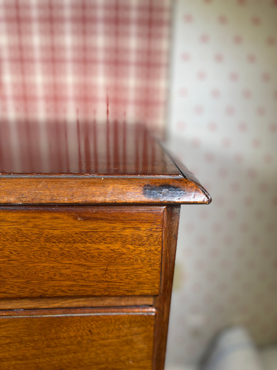 Antique Georgian Chest of Drawers