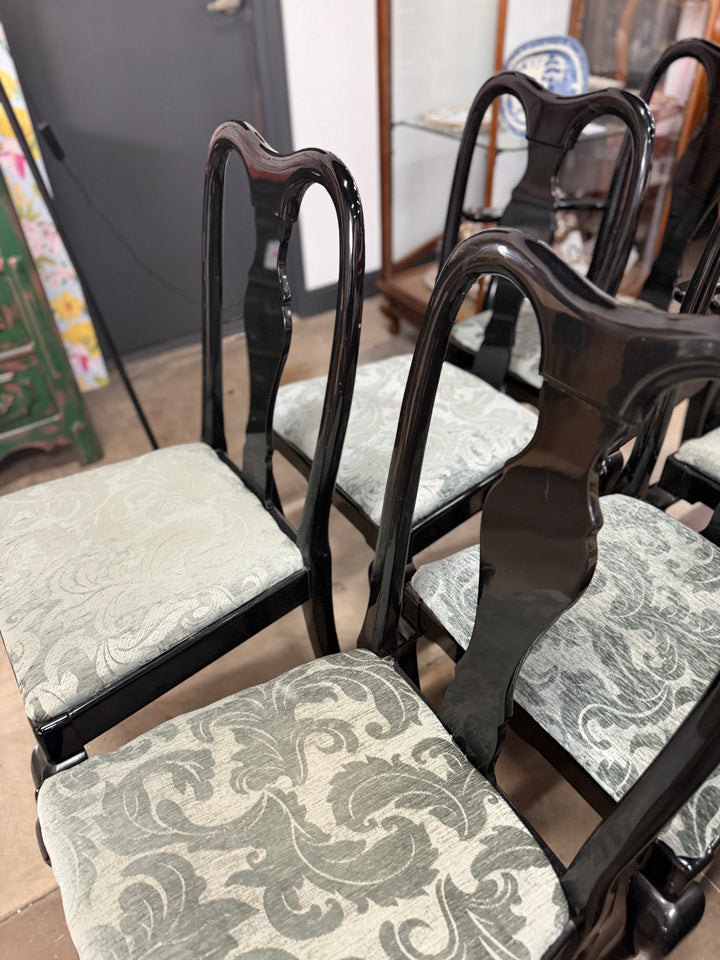 Set of 6 Chairs (2 Armchairs + 4 Armless Chairs)