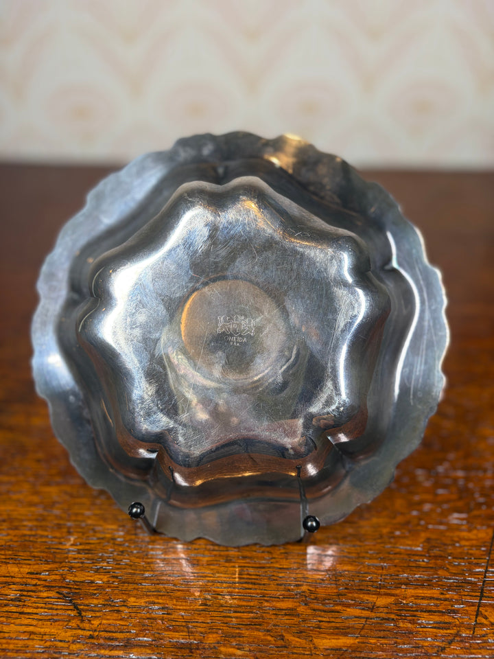 Oneida Silver Plate Bowl
