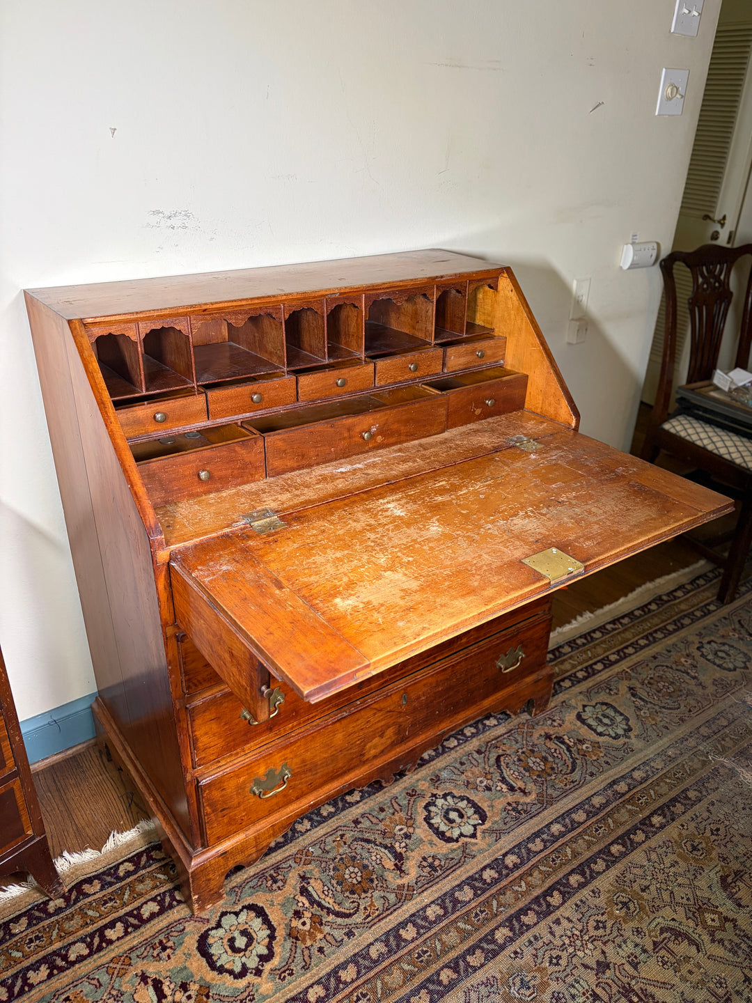 Secretary Desk (Missing Key)