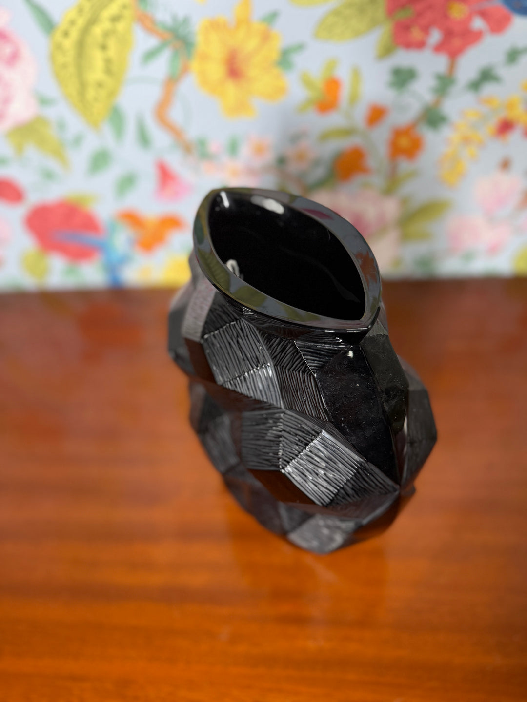 Lalique Tortue Black Vase