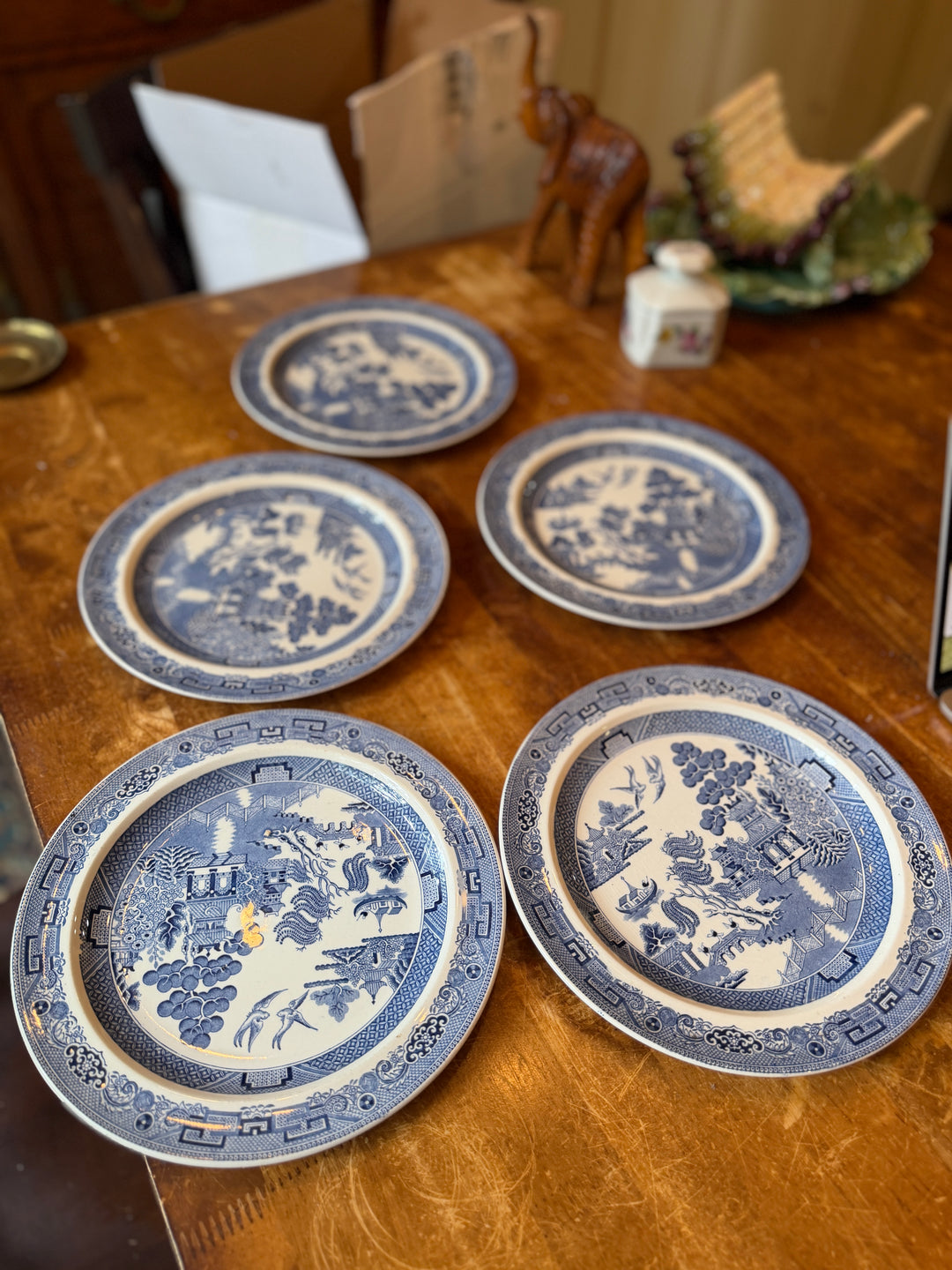 Wedgwood Blue Willow Dinner Plates