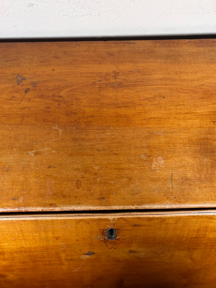 Secretary Desk (Missing Key)