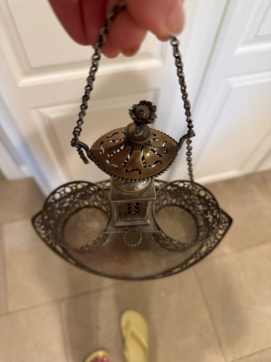 Metal Oil and Vinegar Holder