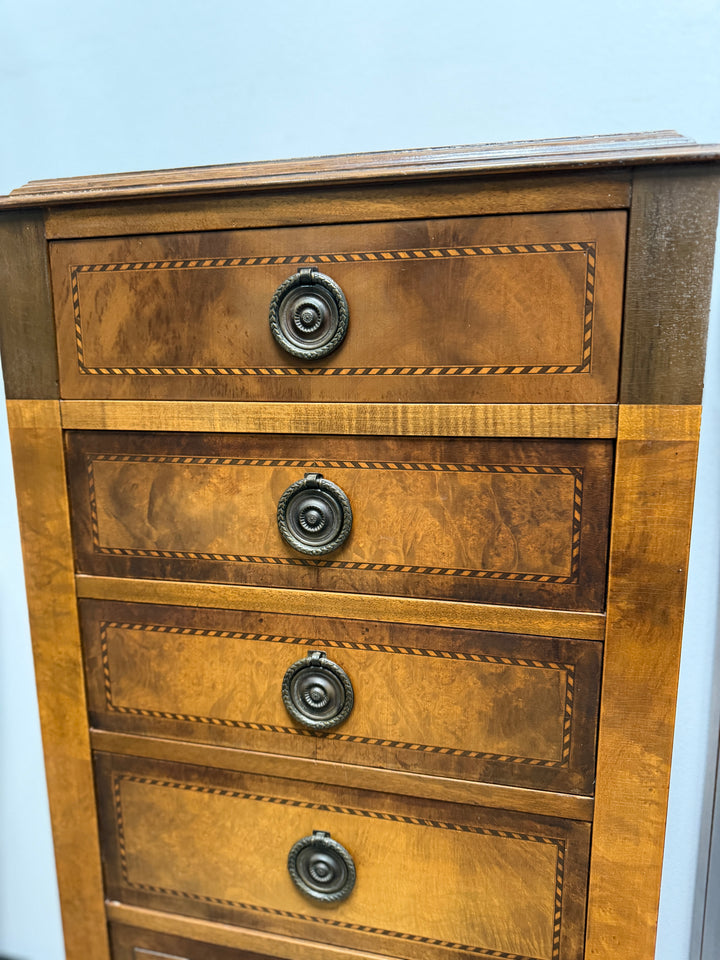 Johnson-Handley-Johnson Co. Antique Seminaires