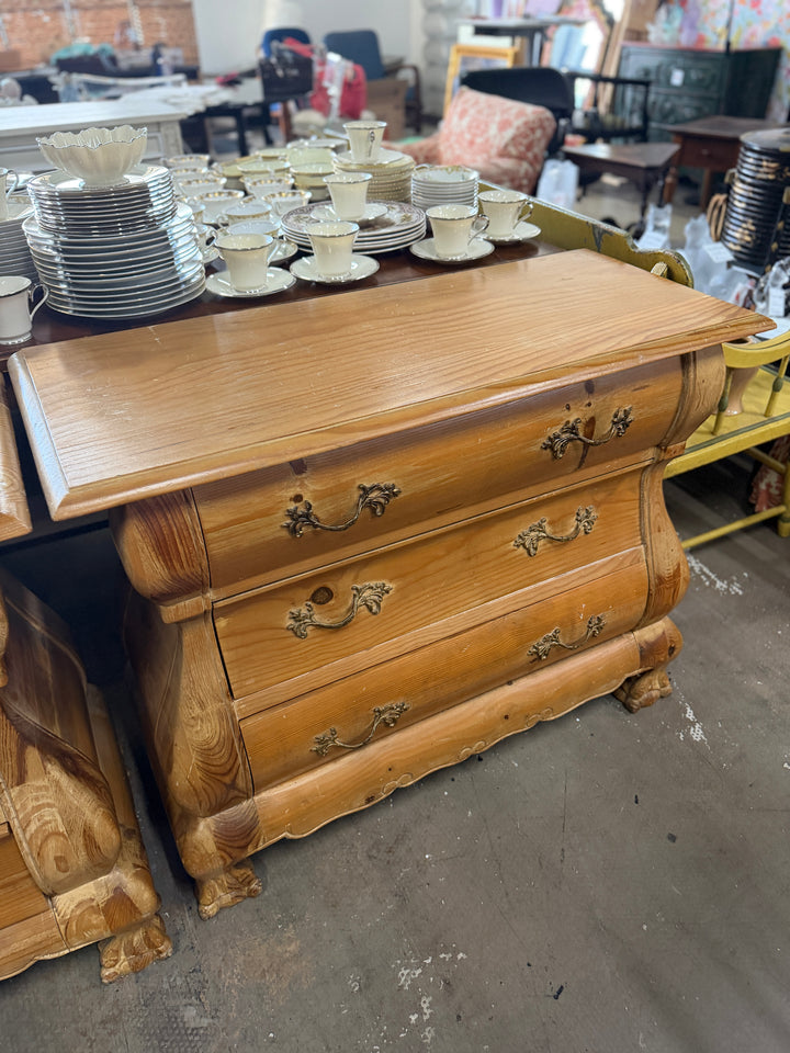 Set of 2 Pine Chest of Drawers