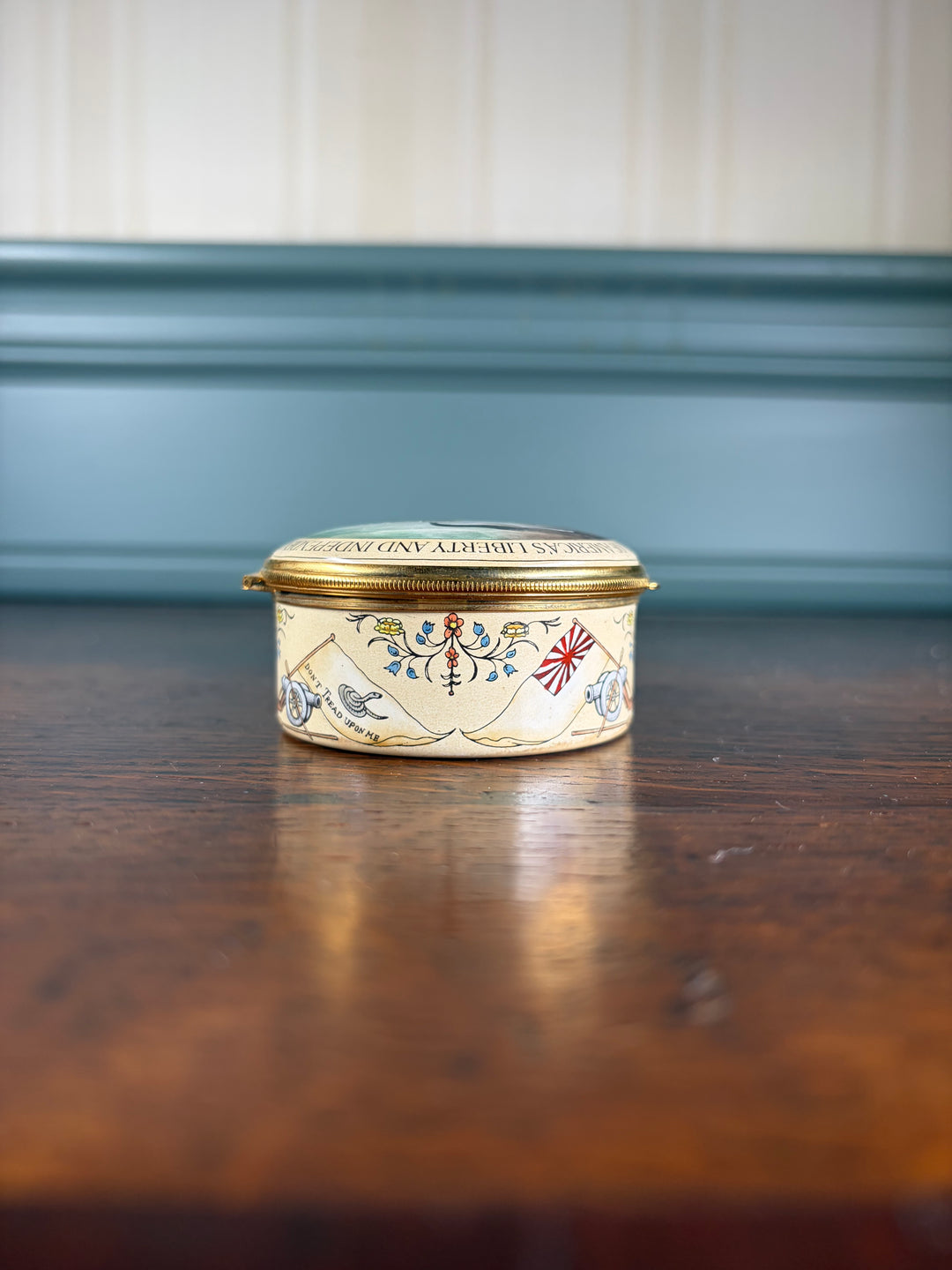 Halcyon Days George Washington Enamel Pill Box with Original Box