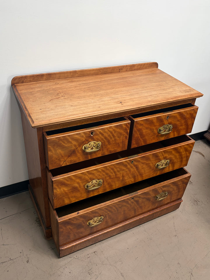 Victorian Mahogany Chest of Drawers