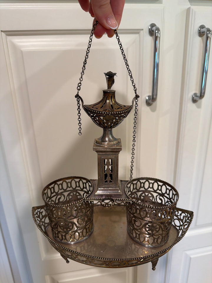 Metal Oil and Vinegar Holder