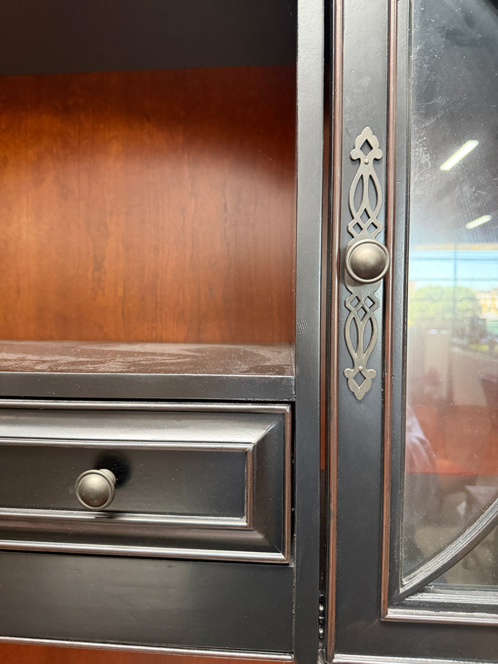 Havertys Wooden Desk and Drawers