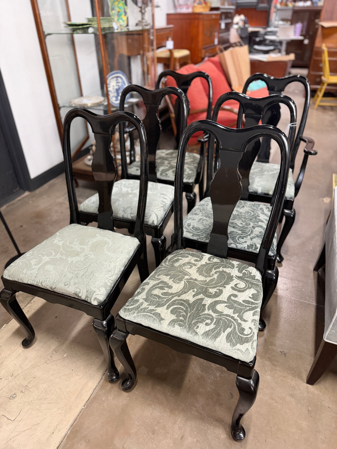 Set of 6 Chairs (2 Armchairs + 4 Armless Chairs)