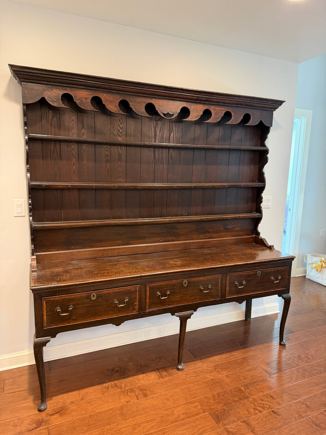 Antique Welsh Oak Dresser with Plate Rack