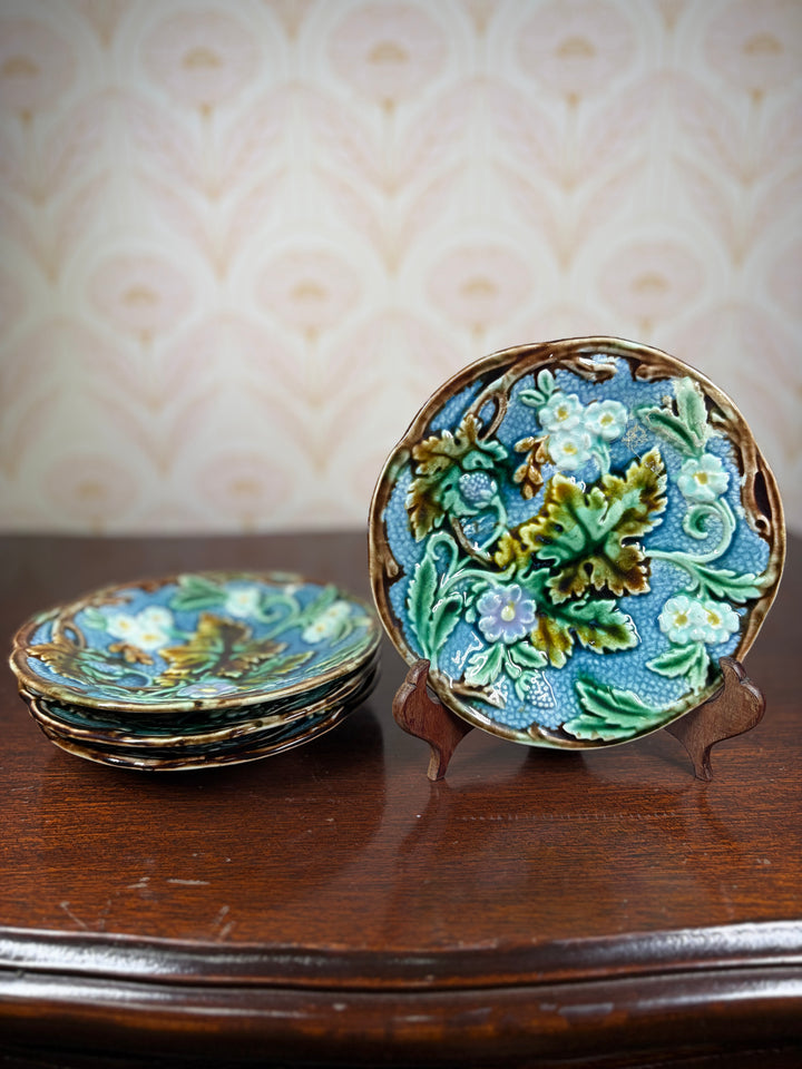 Set of Four 19th Century Swedish Majolica-Style Dessert Plates