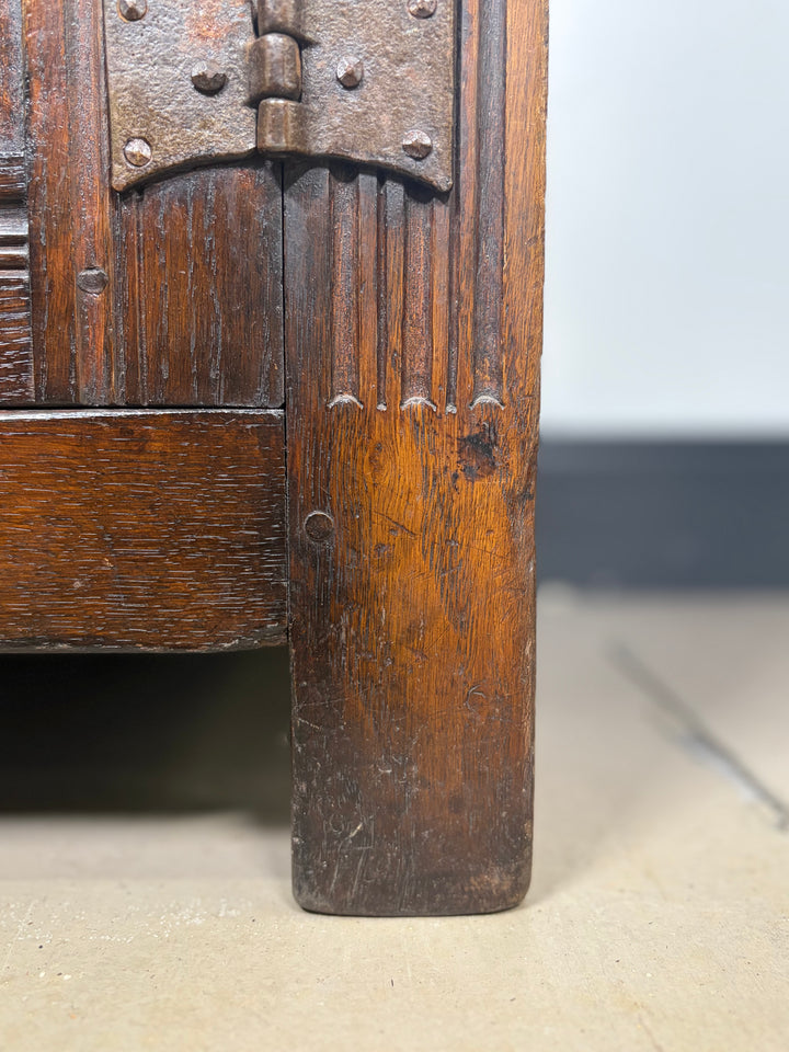 Titchmarsh & Goodwin Oak Welsh Dresser